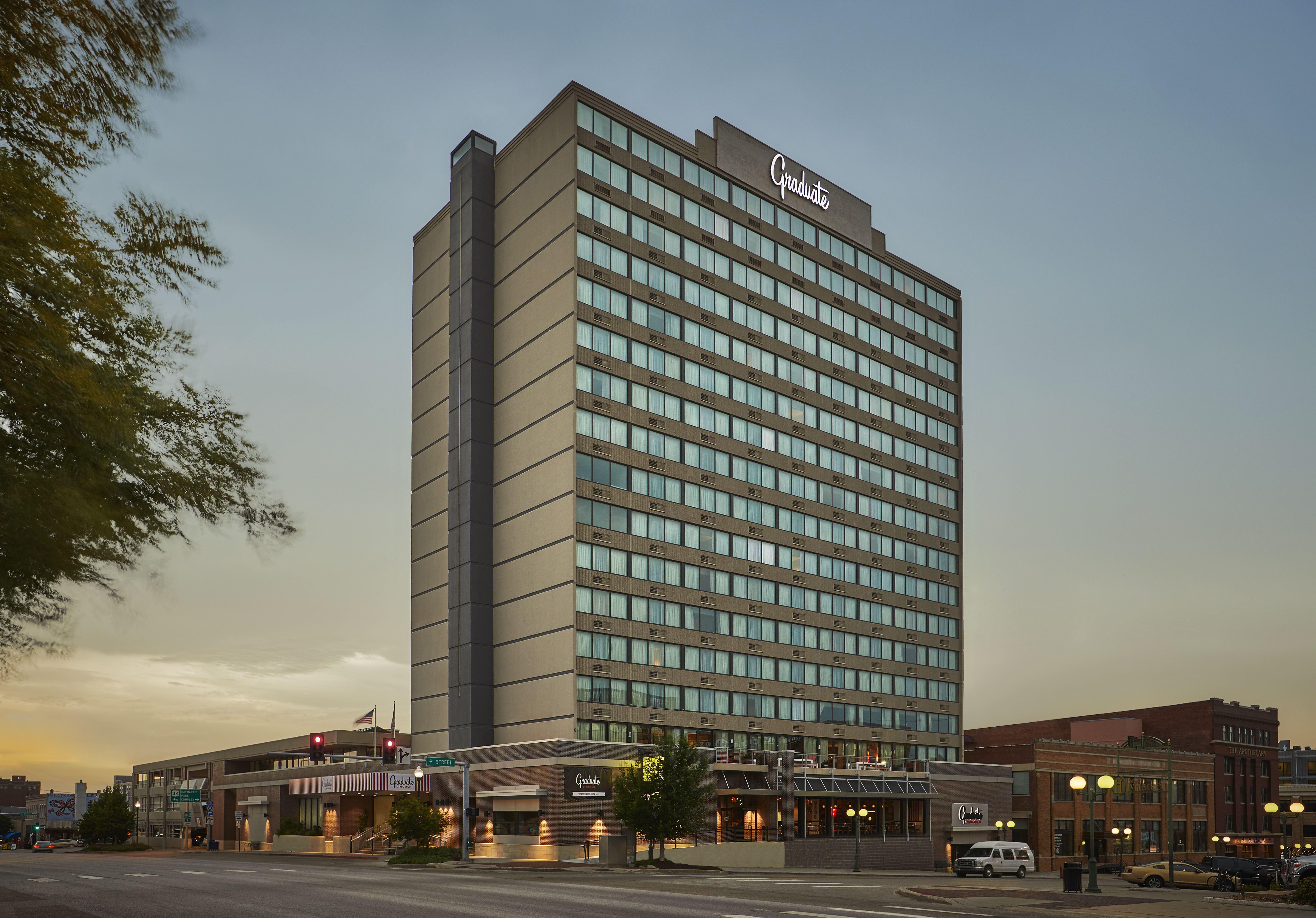 Graduate By Hilton Lincoln Hotel Екстериор снимка